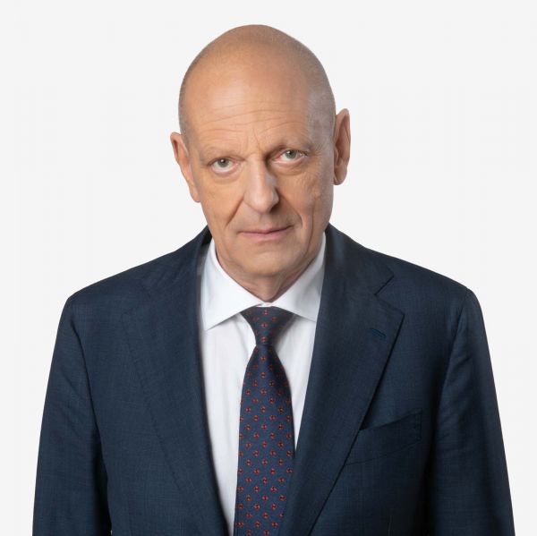 Miro Senica